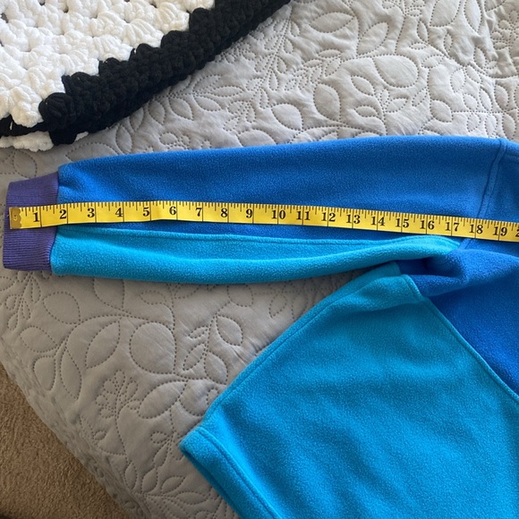 Youth size L Patagonia Sweatshirt - Picture 4 of 7